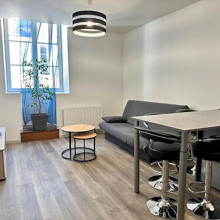 Appartement Calme Au Coeur De La Ville Lons-le-Saunier Εξωτερικό φωτογραφία